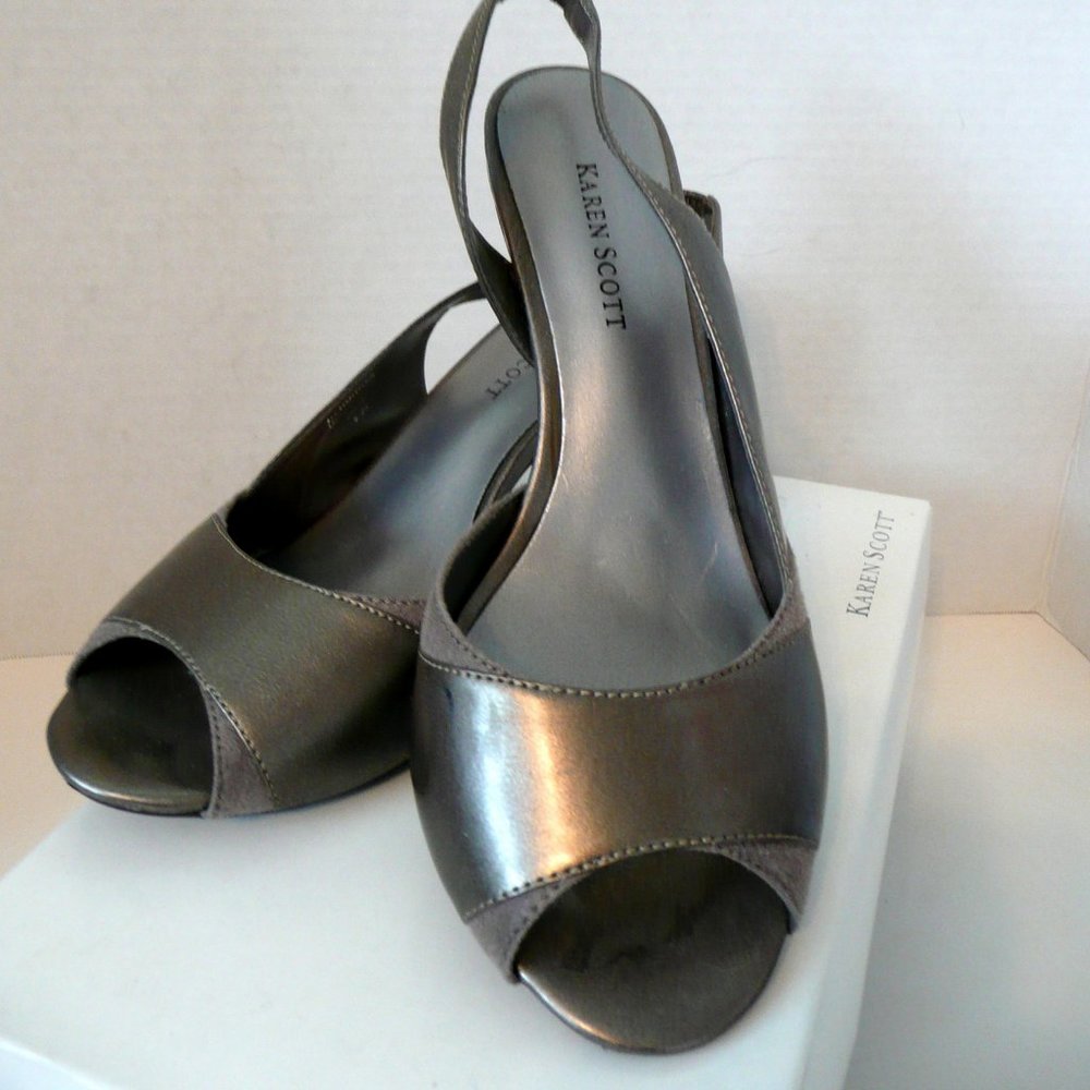 Karen Scott Gray Size 8.5 Shoes